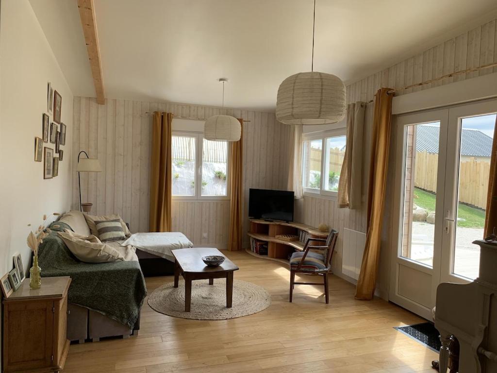 Charmante Maison De Campagne En Pierres Et Bois Sartilly-Baie-Bocage Екстер'єр фото